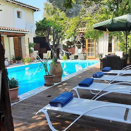 Villa Grande Pigi  ภายนอก รูปภาพ